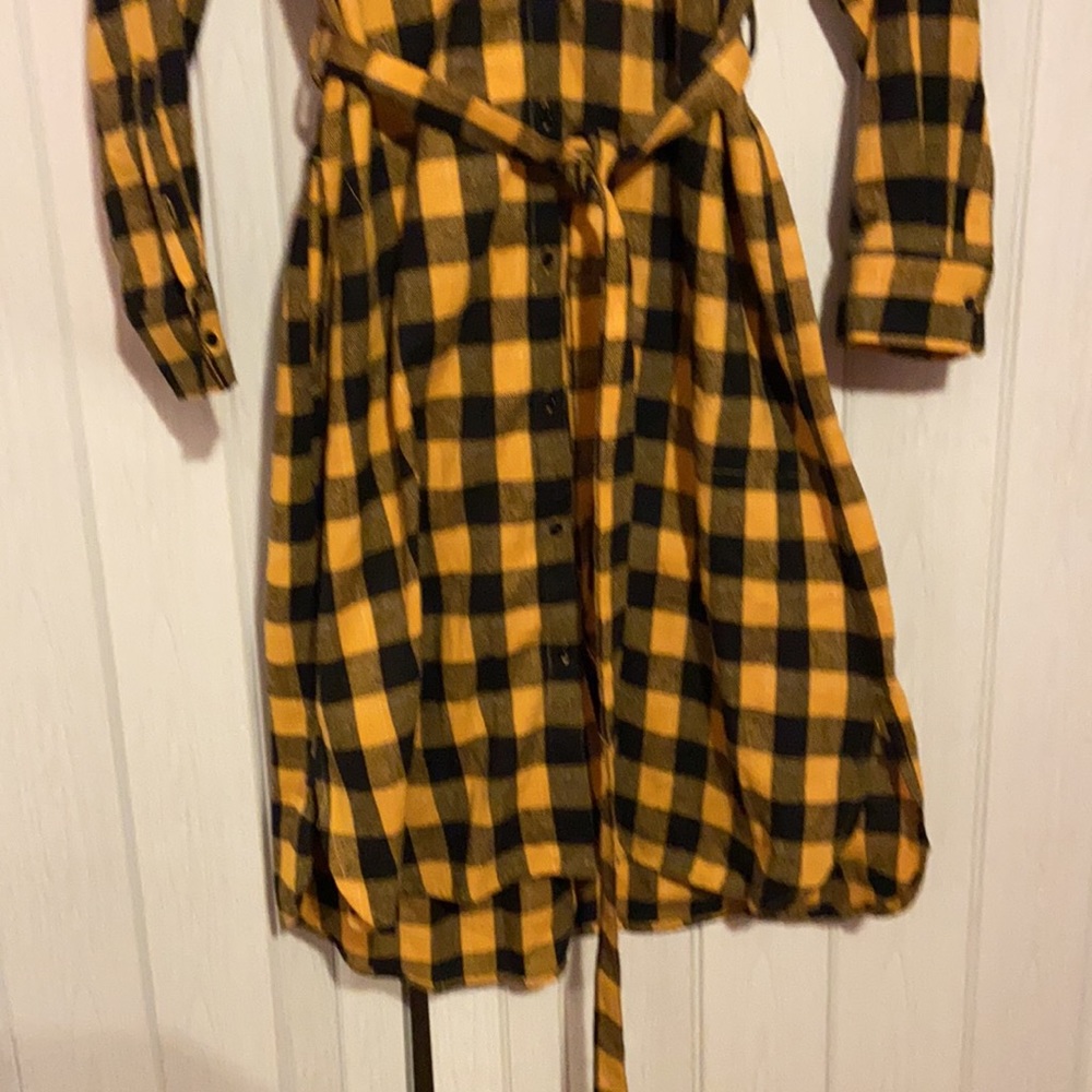 Acting pro dress - Picture 4 of 5